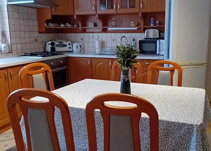 Home Apartman *